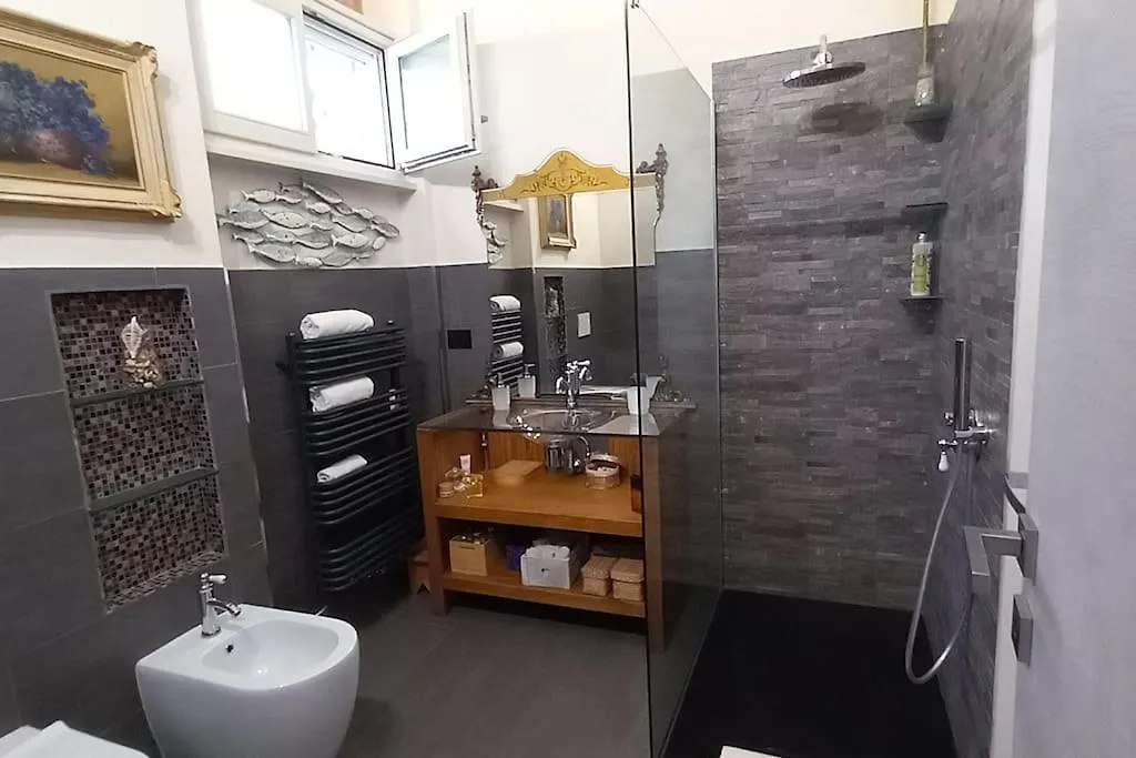 ג'נובה Suite Fiorella