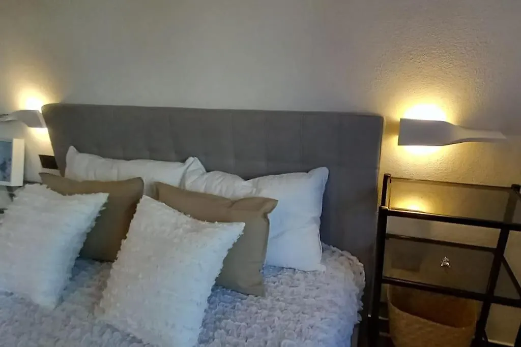 ג'נובה Suite Fiorella 0*,